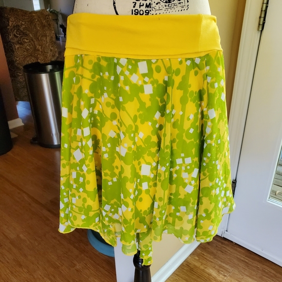 Women's Lux Skirt, Size XS - Picture 2 of 11